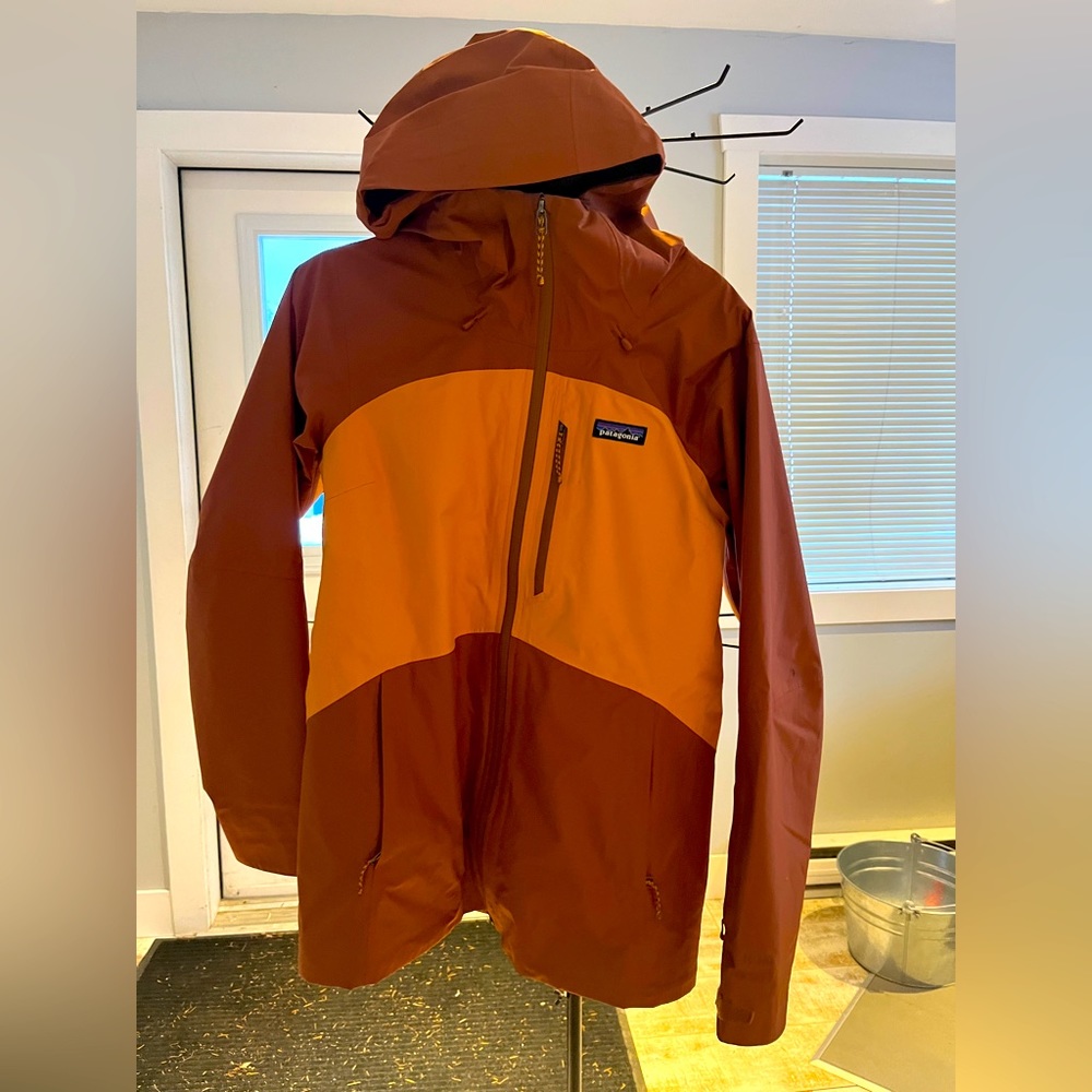 Patagonia Powder Town Ski Jacket. Women’s small.